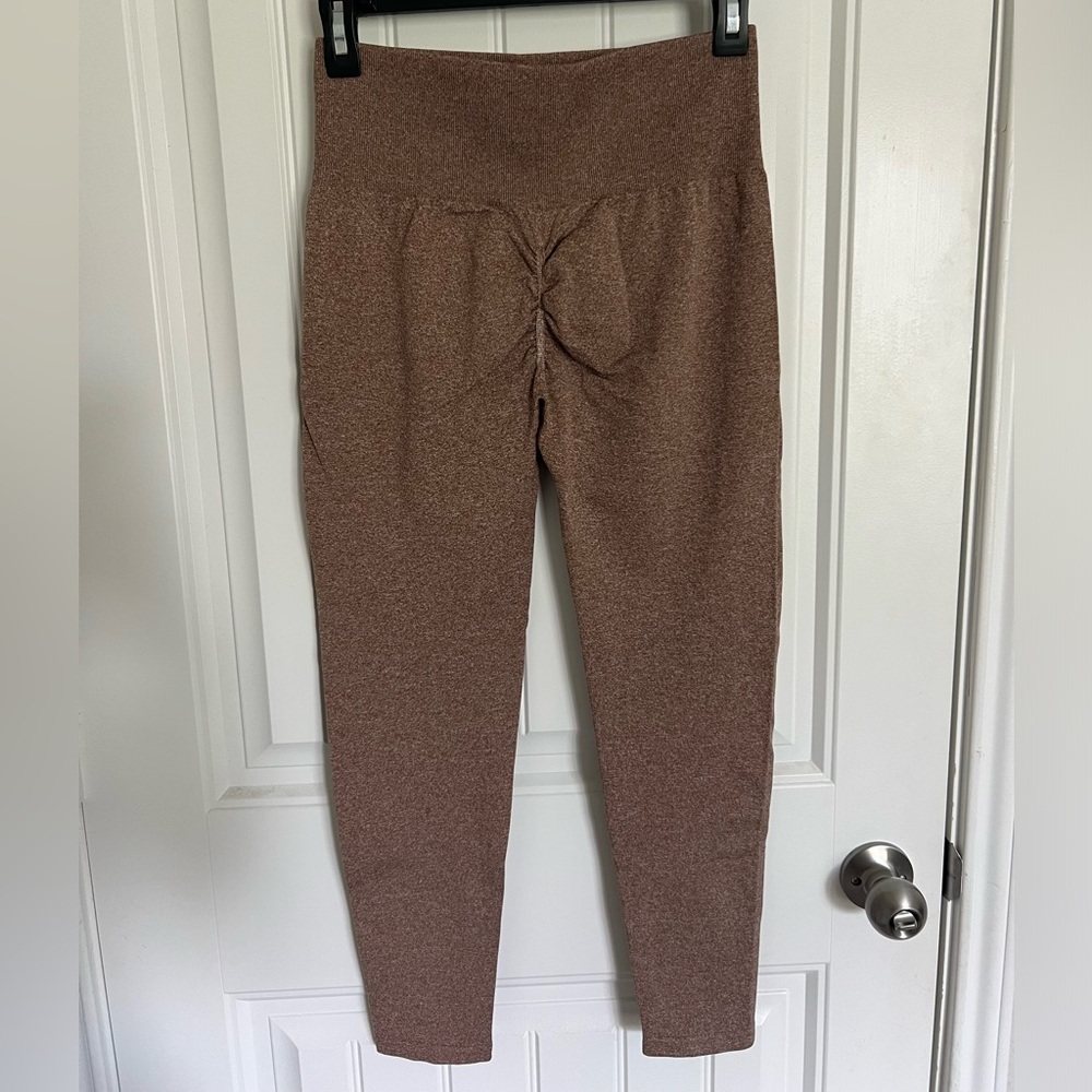 High Rise Scrunch Seamless Leggings